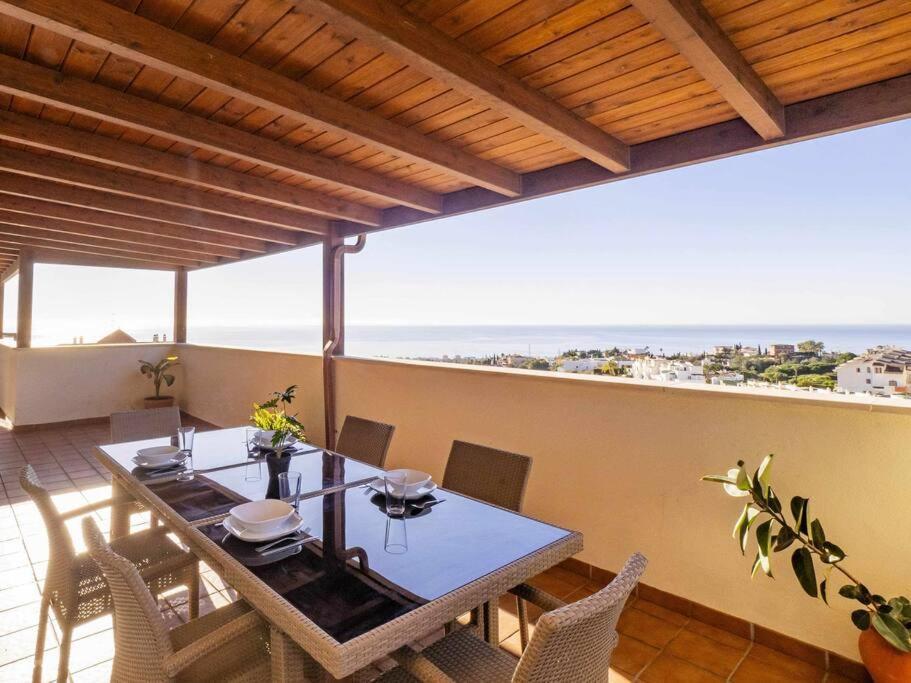 Atico Con Vistas Al Mar Piscina Y Parking Daire Málaga Dış mekan fotoğraf